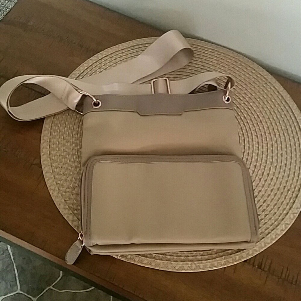 Beige shoulder bag new never used